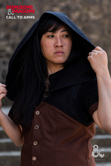 Dungeons & Dragons Rogue Hooded Vest Brown