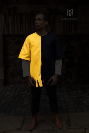 Right Side Surcoat Aleran - Wool Yellow